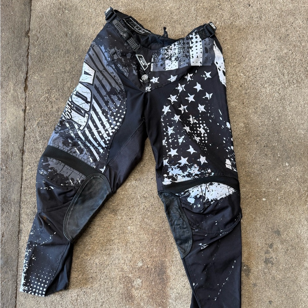 AOT racing pants